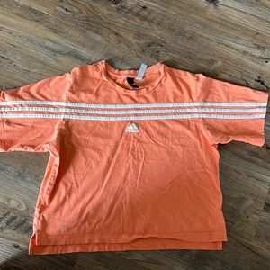 Adidas tee